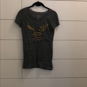 American eagle heather grey tee shirt